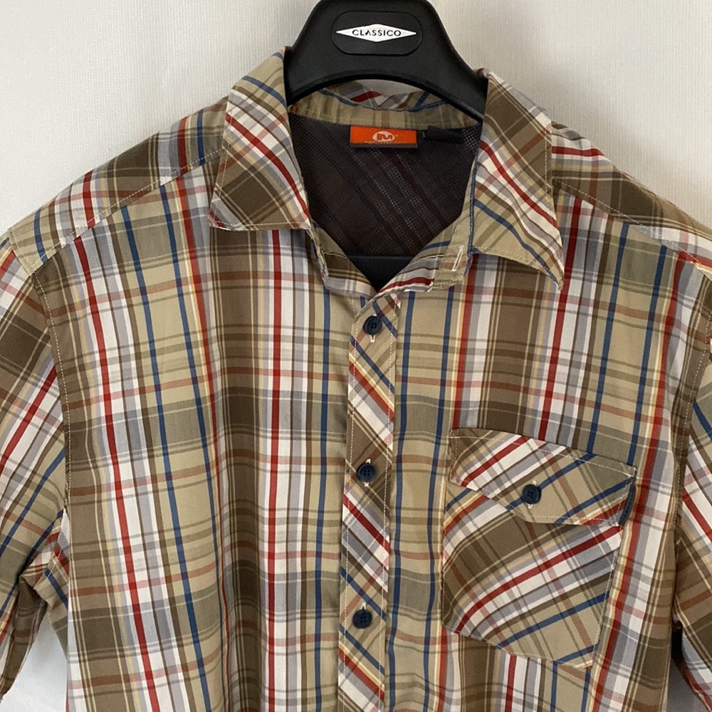 Merrell Large Short Sleeve Button Up Shirt
